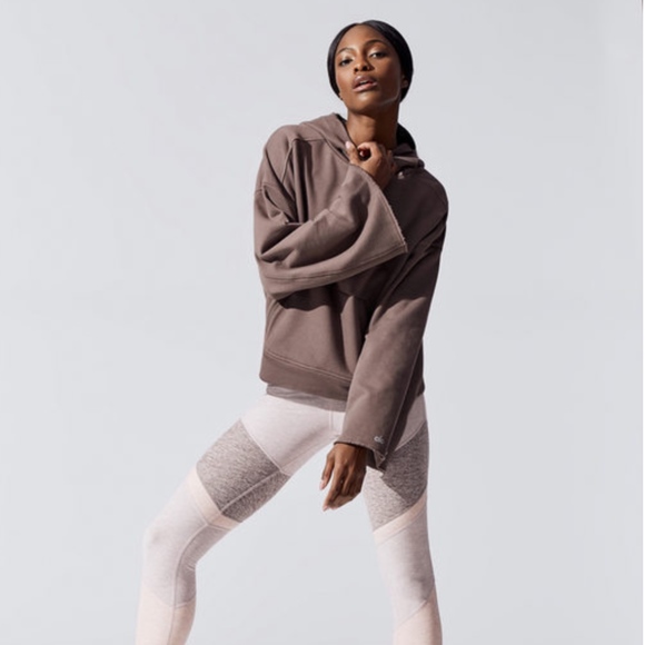 ALO YOGA Low Key Hoodie - Picture 1 of 1